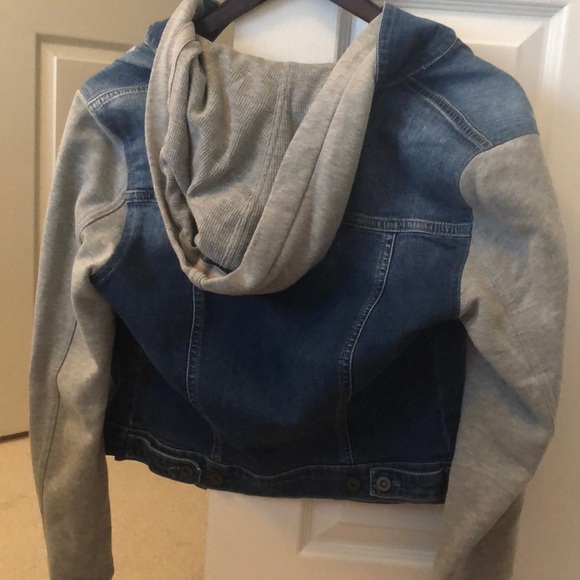 Jean jacket - Picture 2 of 2